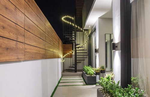 New Delhi Condo | Onnyx Rooftop Luxury Penthouse, Centrally Located in New Delhi