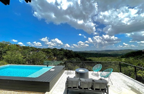 Canyon Lake House | Onyx Oasis: Pool, Fire Pit, Great Views, Sleeps 6