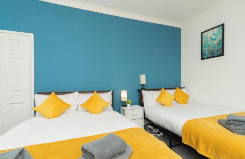 Fareham Apartment | Open Mind Property - 4 Bedroom with 7 Double Beds