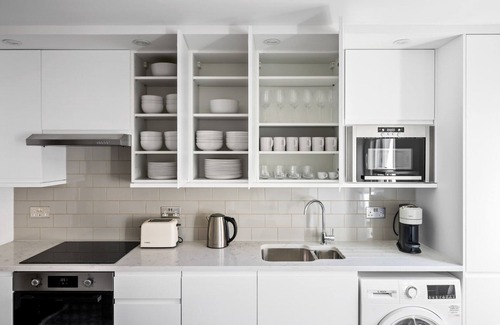 Bishop's Apartment | Open plan Waterloo, 2BR, New build, terrace, by Blueground