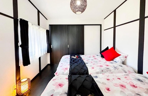 Nishinari House | OPEN SALE-Full renovation-stations 4 min-USJ& Namba nearby