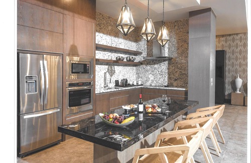 Nuevo Vallarta Apartment | Opulent 4-Bedroom 7,000ft2 Ste w/16 FREE Or Disc Golf Dec 27, 2025 - Jan 3, 2026