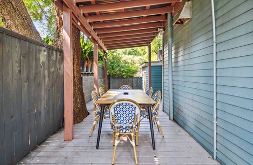 Faubourg Marigny Villa | Opulent Historic Mansion w Heated Pool 6br|5.5ba