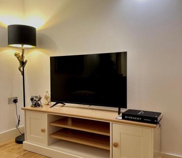 Bromley North Apartment | Opulent oasis in London