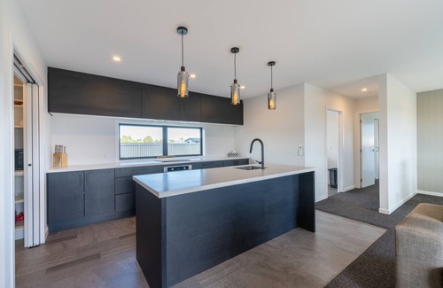 Te Anau House | Oraka Scenery - Te Anau Holiday Home
