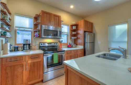 Eastsound House | Orcas Island, The Heart of It All #287