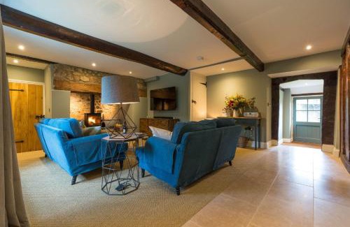 Ilminster House | Orchard Cottage