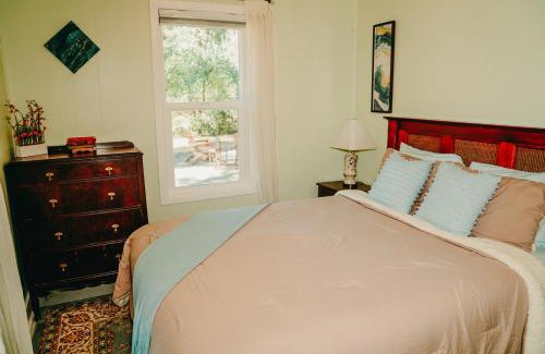 Douglas County House | Orchard House! Recharge at Peaceful Nature Escape