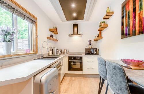 Frampton House | Orchard Retreat