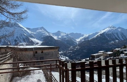Orcieres-Merlette Apartment | ORCIÈRES APPART. TOUT CONFORT 4/6 PERS CENTRE STATION ET PISTES A 50 METRES😎👍
