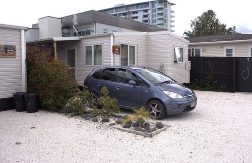 Orewa Cabin | Orewa Kiwi Cabins - Fantail Cabin