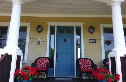 Orient House | Orient Point Vacation Home Saltwater Pool and Five Bedrooms Book Summer Now