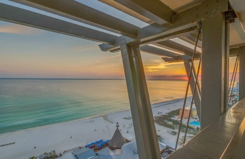 Panama City Beach Condo | Origin 933 | "Sweet Blue" Gulf-View Studio + Free Fun!