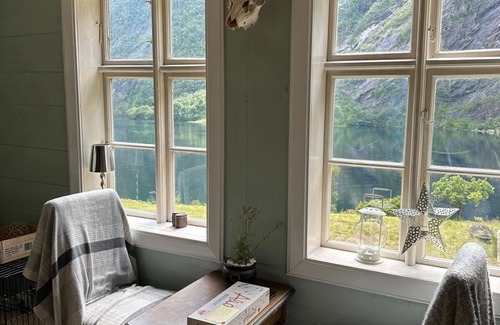 Vik House | Original fjord house in its own beautiful fjord arm of the Sognefjord