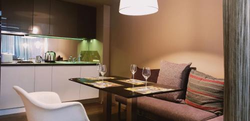 Sarvar Apartment | Orion Apartman