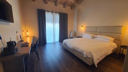 Sarezzano House | ORIZZONTI Vigneti Repetto