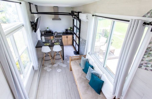 Northwest Orlando House | Orlando Venice- A Lakefront Tiny House