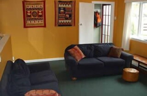 Rangataua Cottage | Oroua Cottage - Rangataua Bach