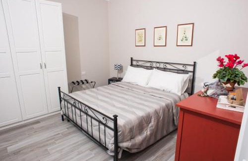Ricorboli Apartment | Orsini Family Deluxe Apartment by Mamo Florence