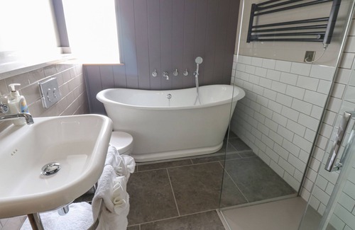 Appleby-in-Westmorland Cottage | ORTON COTTAGE, pet friendly, with a garden in Appleby-In-Westmorland