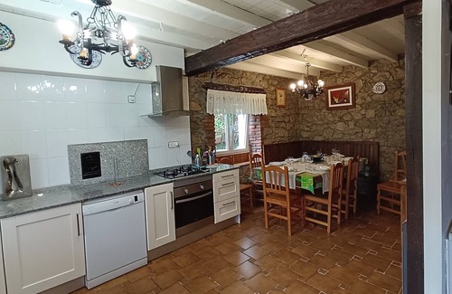 Oruna House | Oruna De Pielagos: Country Cottage/Gite - Santander
