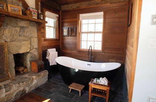 Raphine Bed & Breakfast | Osceola Mill is a B&B inn located in the Shenandoah Valley 20 minutes from Lexington and Staunton.