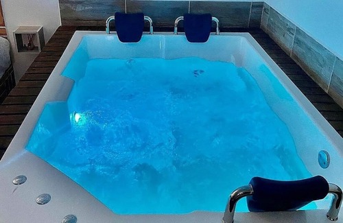 San Rafael Apartment | OSIMiRI Kapla Jacuzzi