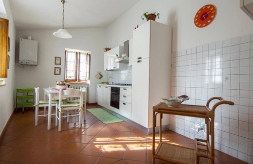 Spello Apartment | Ospitaci Casa Flora - Two Bedroom Apartment, Sleeps 3
