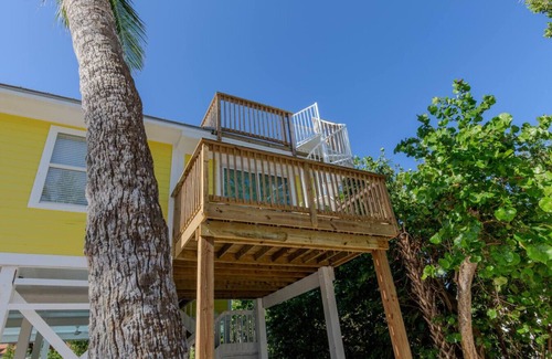 Jose's Hideaway House | ☀️ Osprey's Nest | Relaxing Coastal Pool Retreat | Sleeps 6