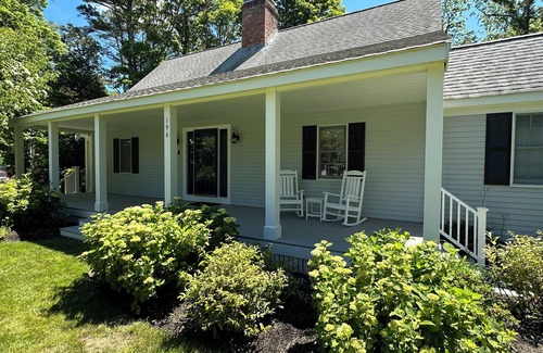 Osterville House | Osterville Gem with Central A/C and Walking Distance to Joshua’s Pond!