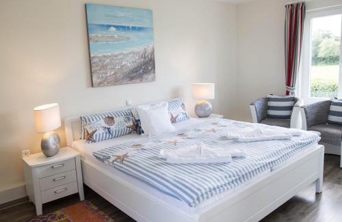 Niesgrau Hotel | Ostseehotel Hunhoi