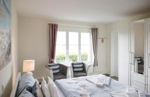 Niesgrau Hotel | Ostseehotel Hunhoi