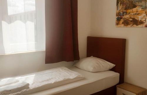 Misburg Apartment | Othman Appartements Alte Schmiede 22