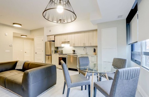 Byward Market - Parliament Hill Apartment | Ottawa - The Met Studio