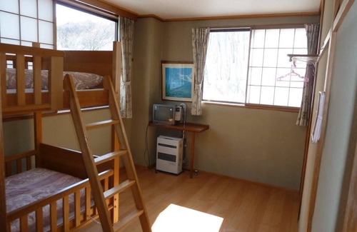 Yuzawa House | Ouji Penshon Naeba