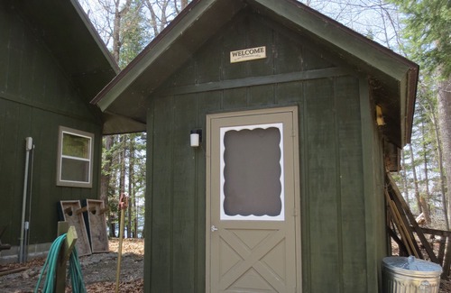 Deer River Cabin | Our cozy lakeside cabin offers you the simple pleasures of an up north getaway.