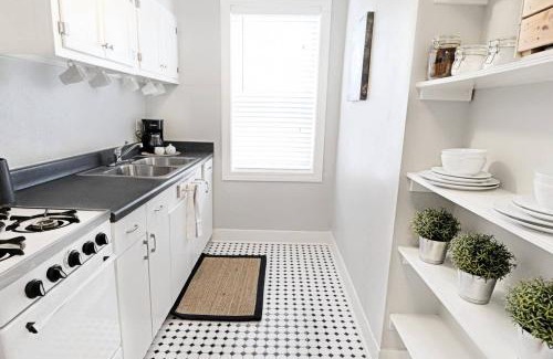 Lower Greenville Apartment | Our Nest on Vickery