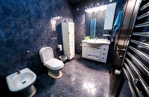 Chugureti Apartment | Our place has everything ready for you and your friends to have a blast