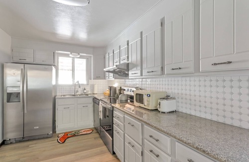 Club Crest House | Our West Nest 3 bdrm Home,3Bath 5 Beds,WiFi Fenced Backyard Near OldeTown Arvada