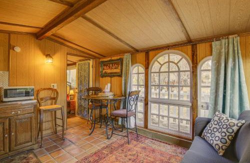 Morongo Valley House | Outdoor Kitchen Mtn-View Morongo Valley Cabin!