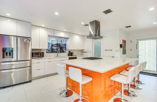 Nautilus Isle House | Outdoor Oasis w/Private Pool: Dania Beach Retreat