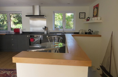 Dartmouth Apartment | "Outlook" Apartment With Own Entrance and views over the River Dart