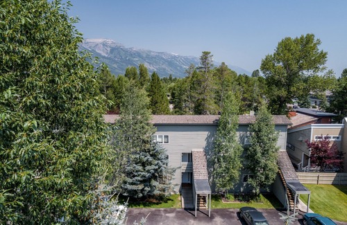 Moose Wilson Road Condo | Outpost: Balsam Lodge A6