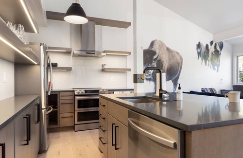 Moose Wilson Road Condo | Outpost: Thistle 924 - Renovated!