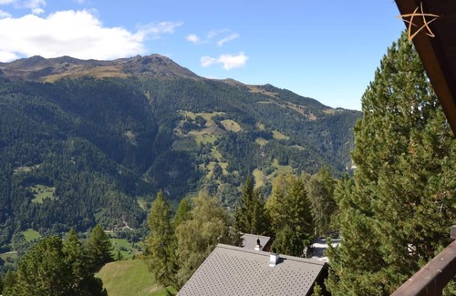 St. Luc Ski Chalet | Outside : chalet for 8 persons, balcony and terrace -Inside : 110 sqm, entrance hall, living with co