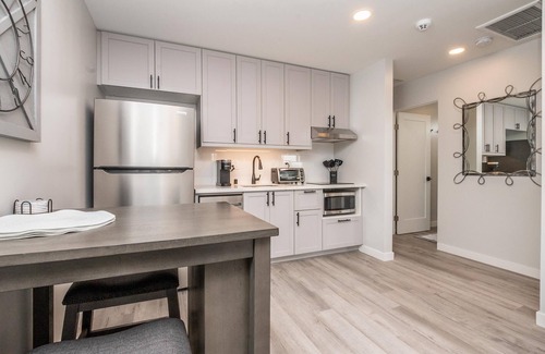 San Diego County House | Outstanding Location - Come Relax and Stay at the Beach