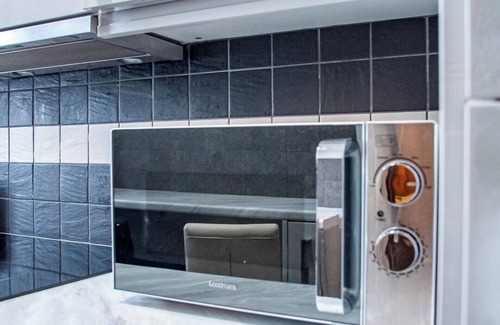 Sheffield Apartment | Outstanding massive apartment in historic building