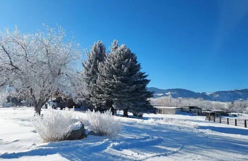 Dayton House | Outstanding Mtn View, 5 bdr sleeps 11, 4400sqft