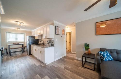 East Ocean View Apartment | OV Mosaic - Pond Suite