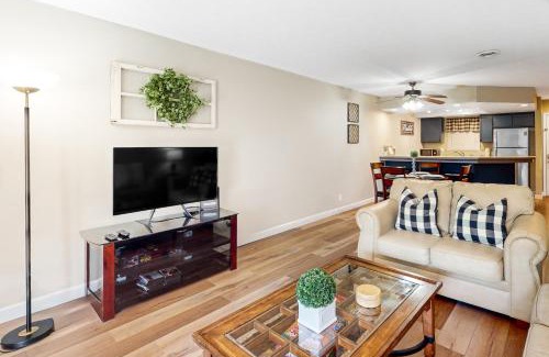 Table Rock Apartment | Overlook Retreat, Apt. 3